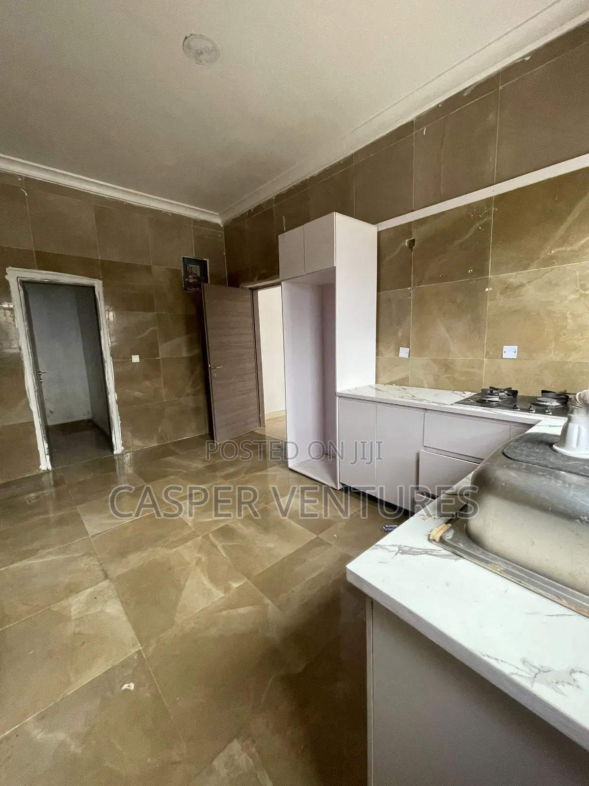 2bdrm Block of Flats in Chevyview, Chevron for rent