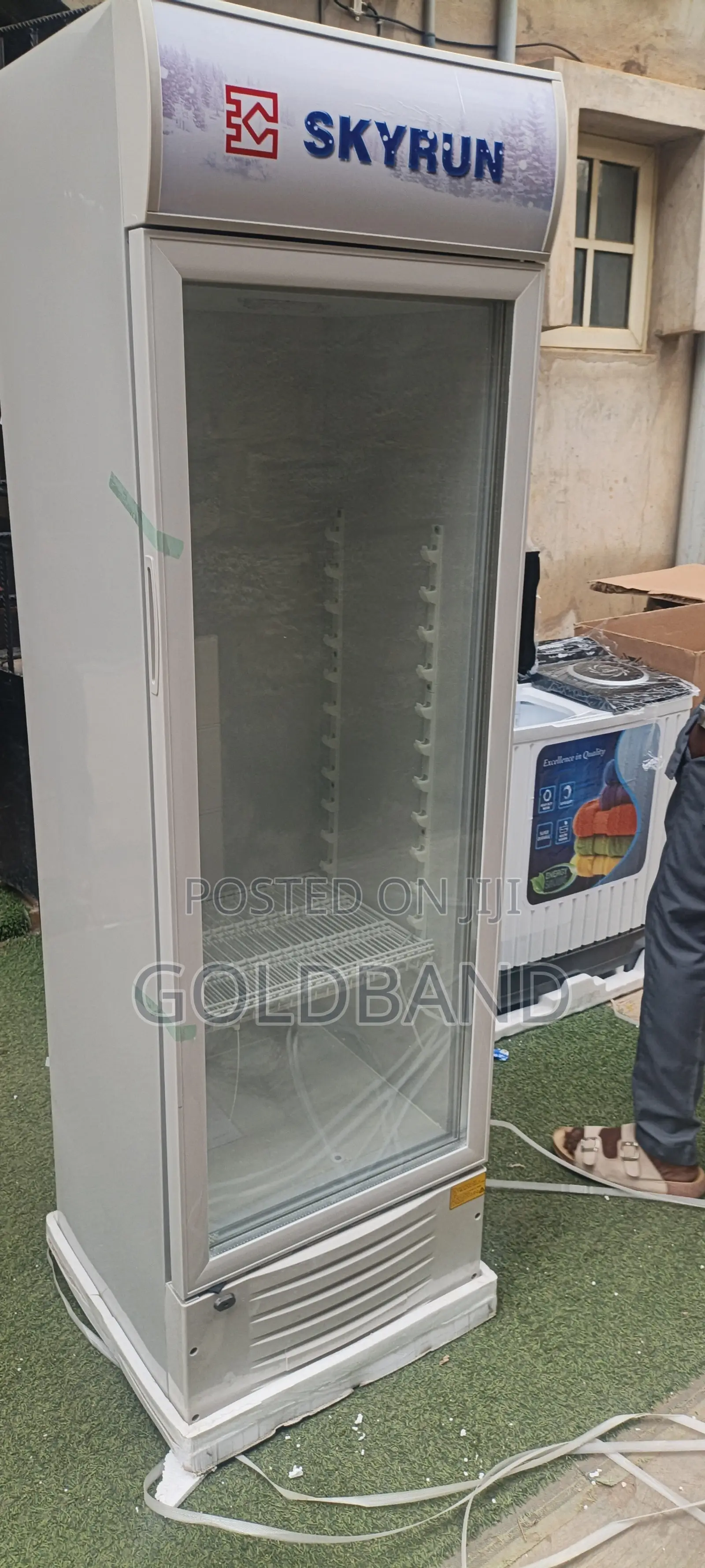 Skyrun 228L Upright Chiller – Efficient Reliable