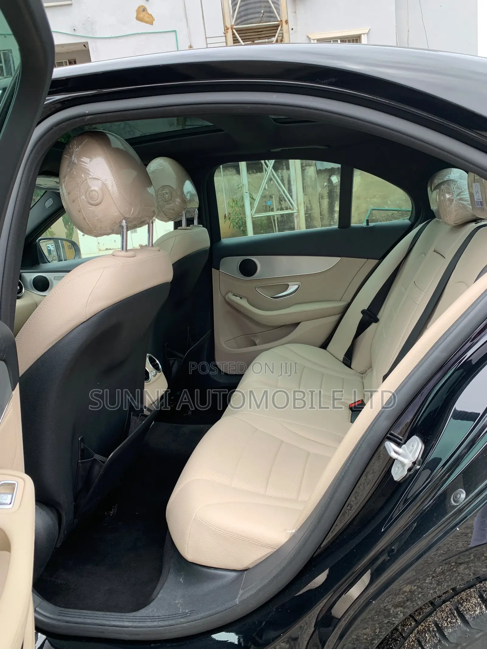Mercedes-Benz C300 2015 Black