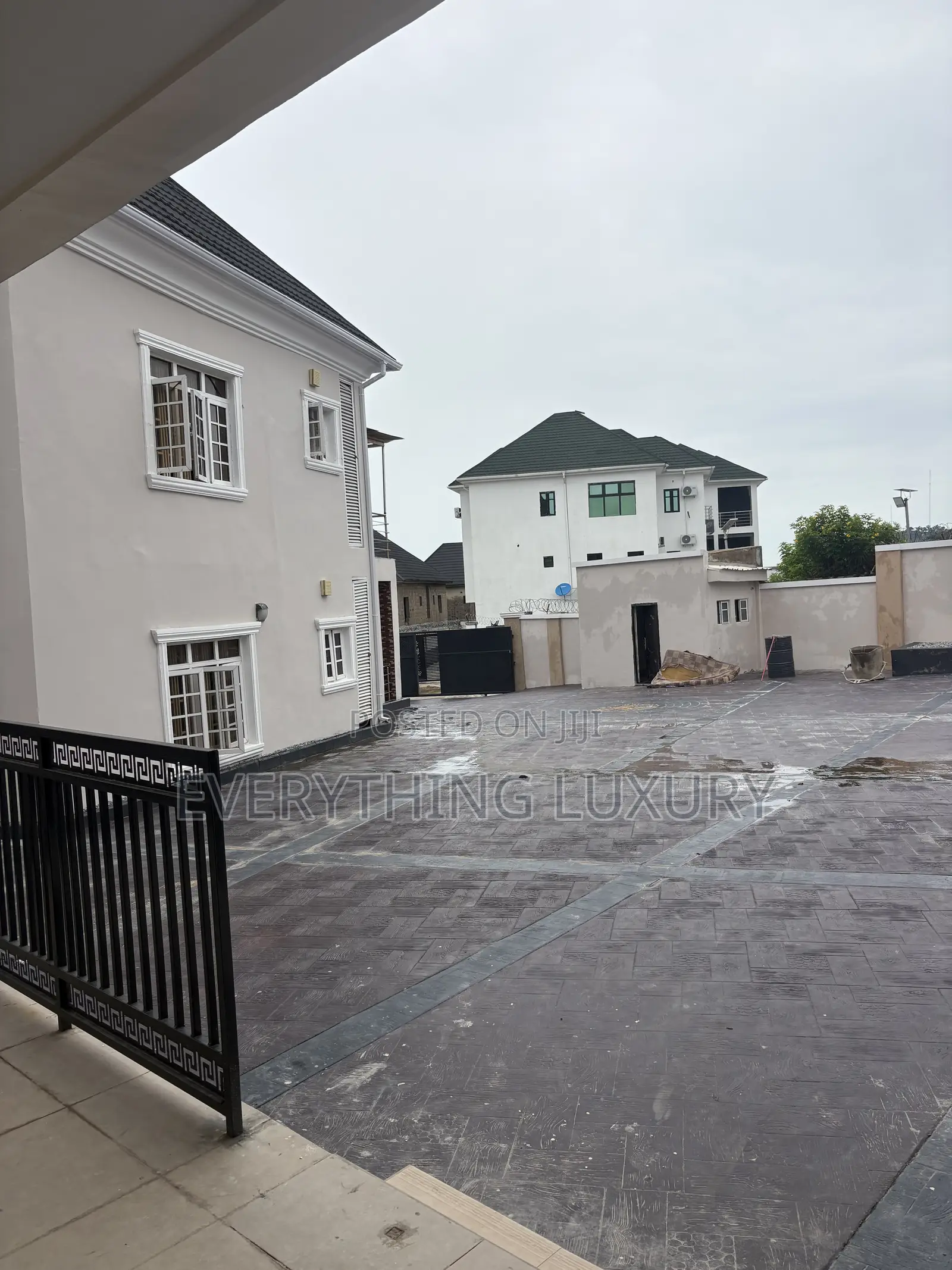 2bdrm Block of Flats in Fha Estate, Guzape District for rent