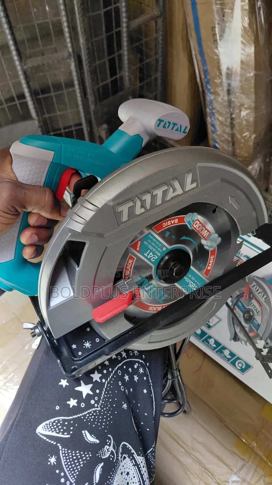 1600 Watts Total Circular Saw Machine