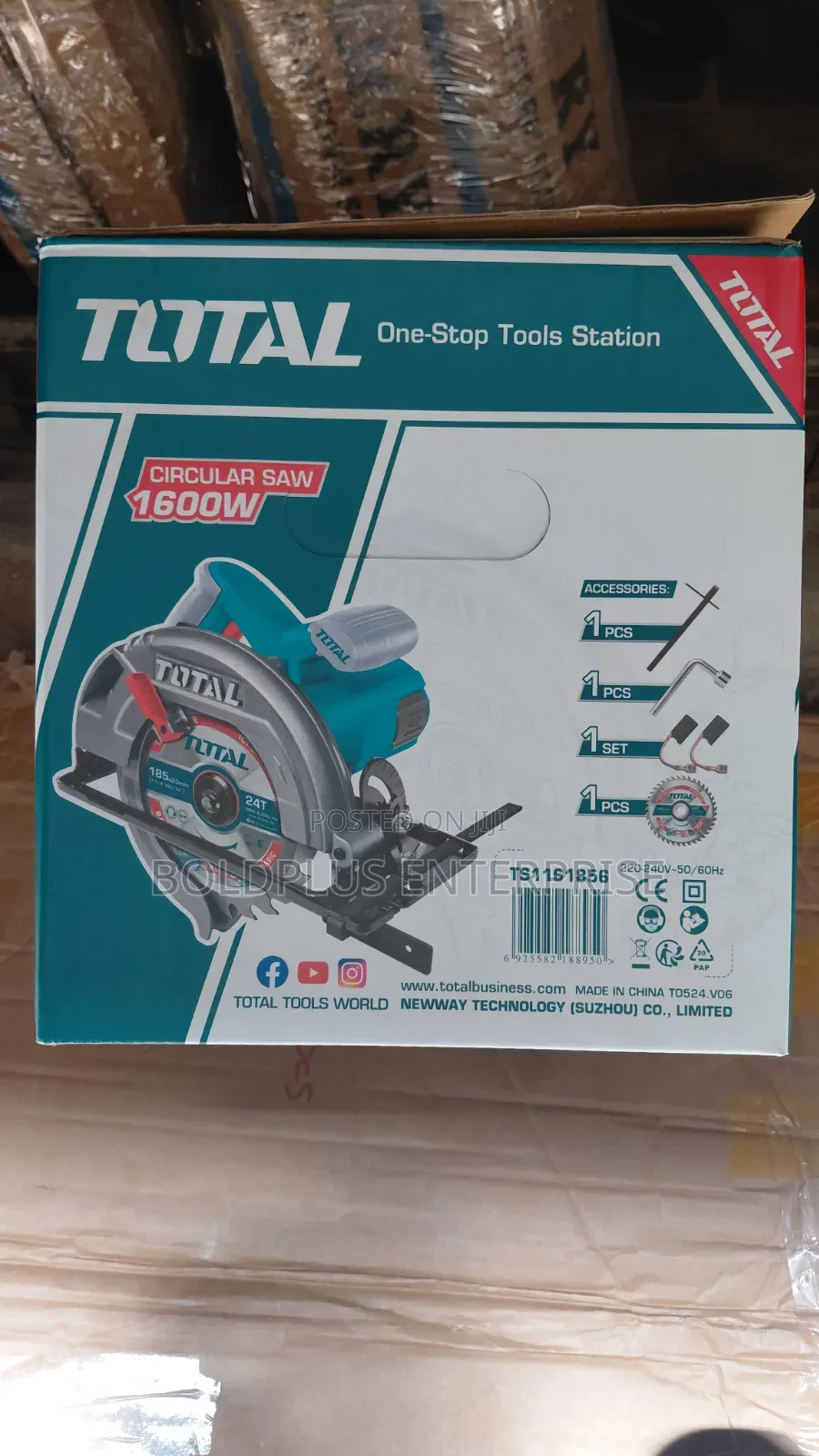 1600 Watts Total Circular Saw Machine