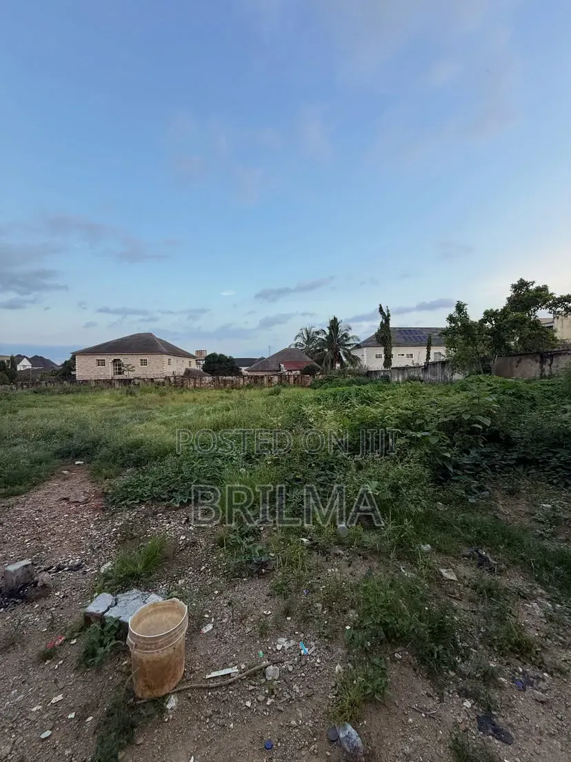 2800 SQM Residential Land in Katampe Extension for Sale