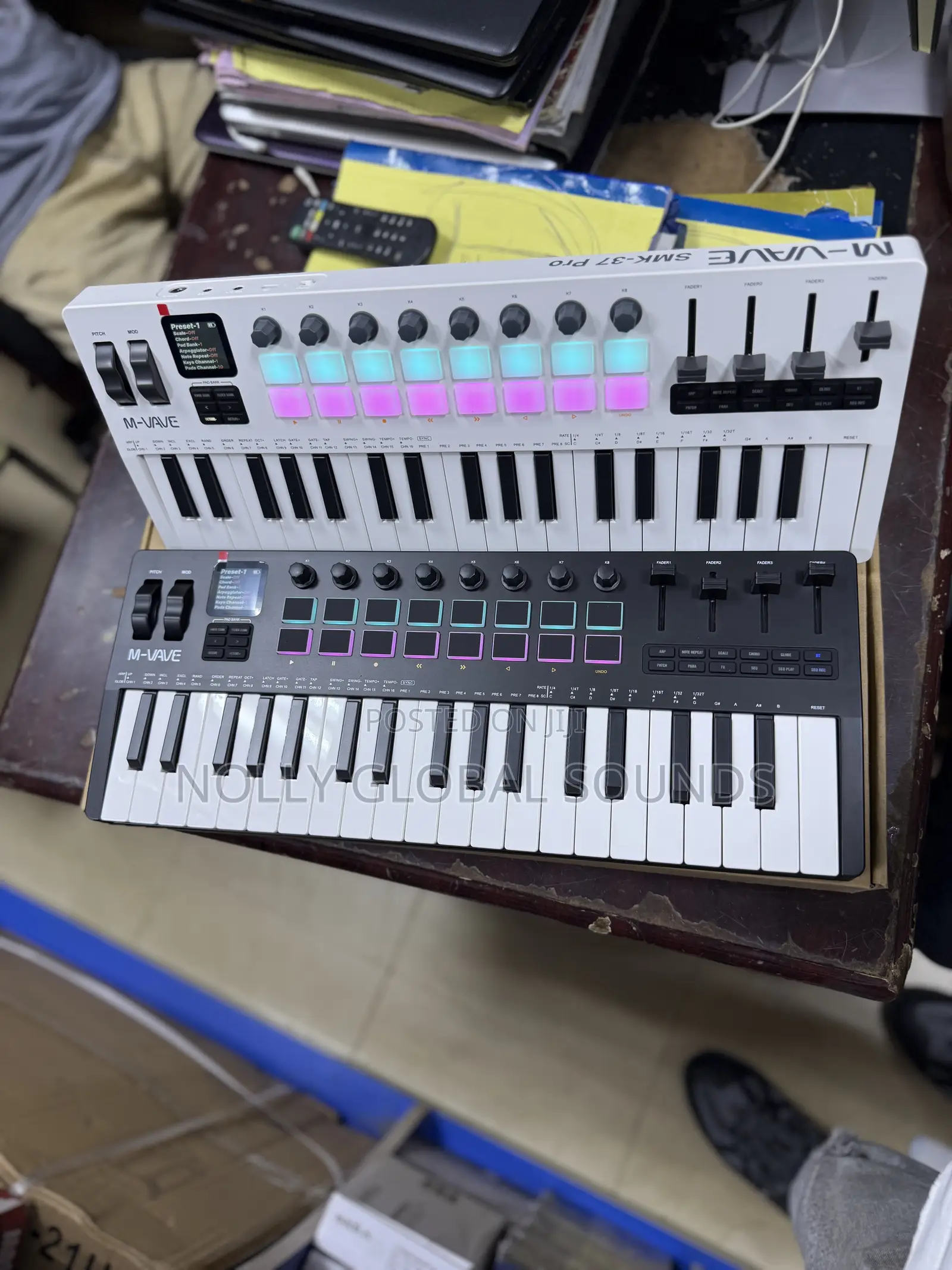 M-Vave SMK-37 PRO MIDI Keyboard Controller With Backlit RGB Drum Pads,
