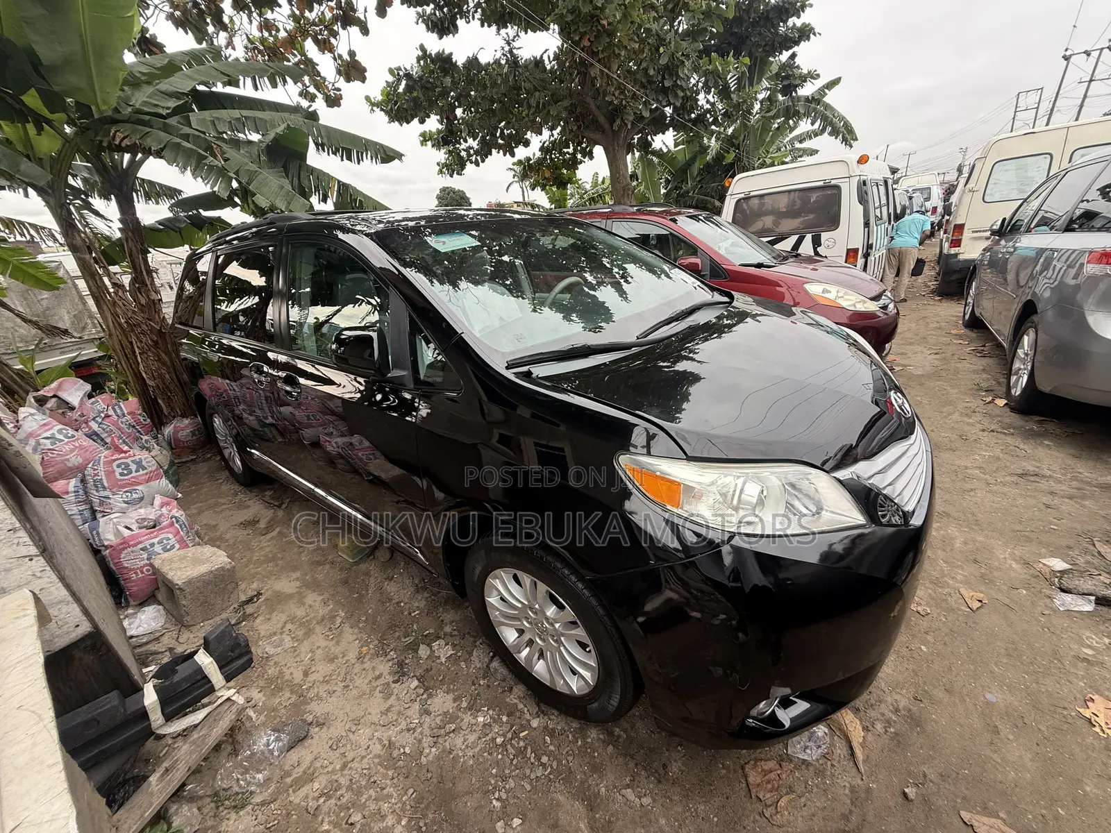 Toyota Sienna XLE 8-Passenger 4dr Minivan (3.5L 6cyl 6A) 2014 Black