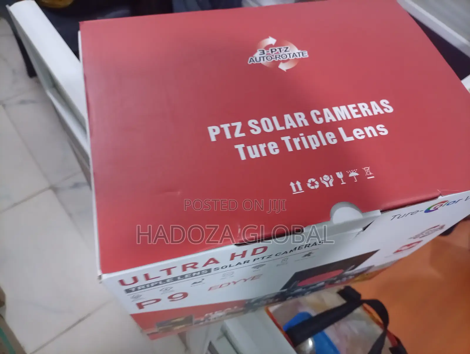 Ultra HD Three Camera Solar Security Monitor With 360°