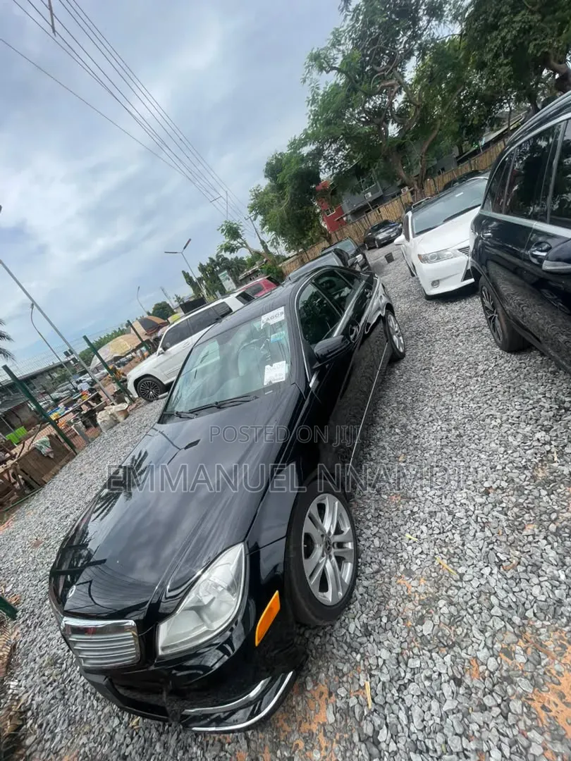 Mercedes-Benz C300 Luxury 4Matic Sedan AWD (3.0L 6cyl 7A) 2012 Black