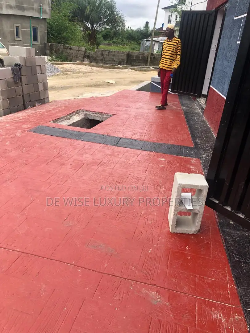 Shop to Let in Lagasa, Eputu Lagos