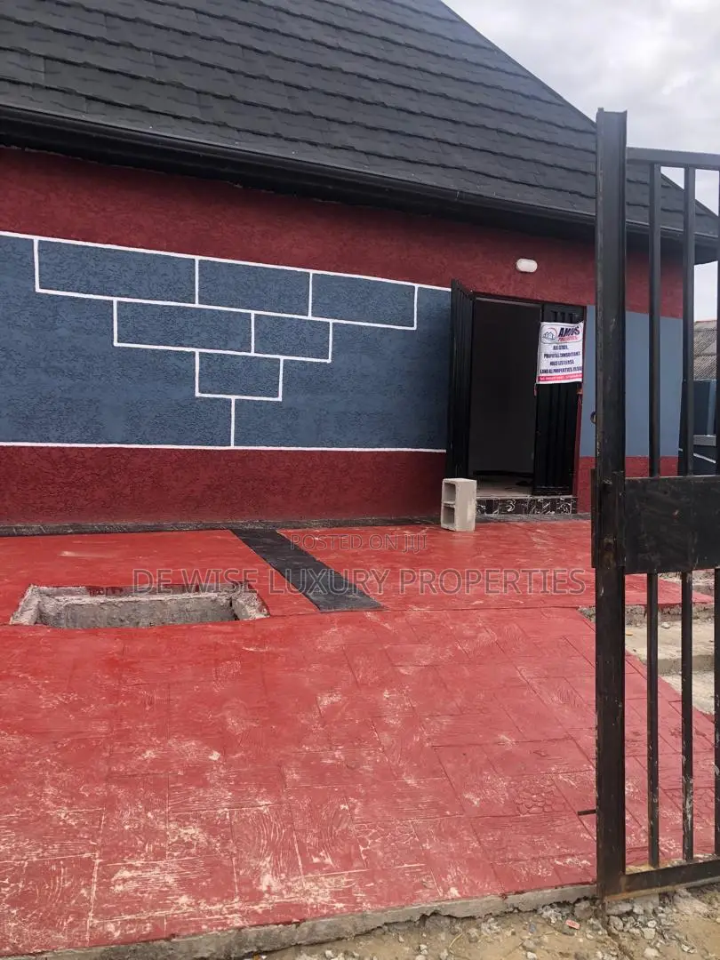 Shop to Let in Lagasa, Eputu Lagos