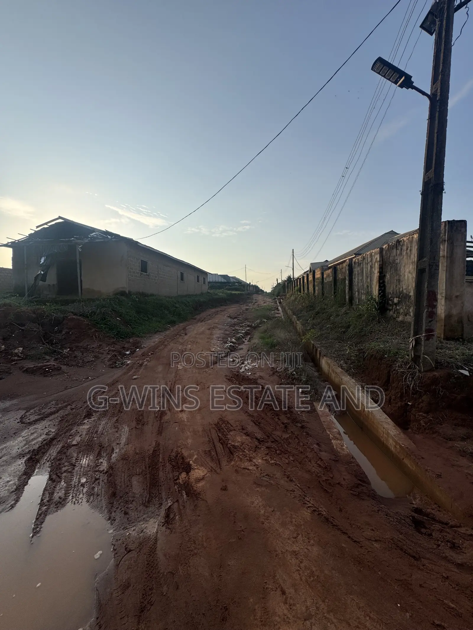 70x100ft Land for Sale