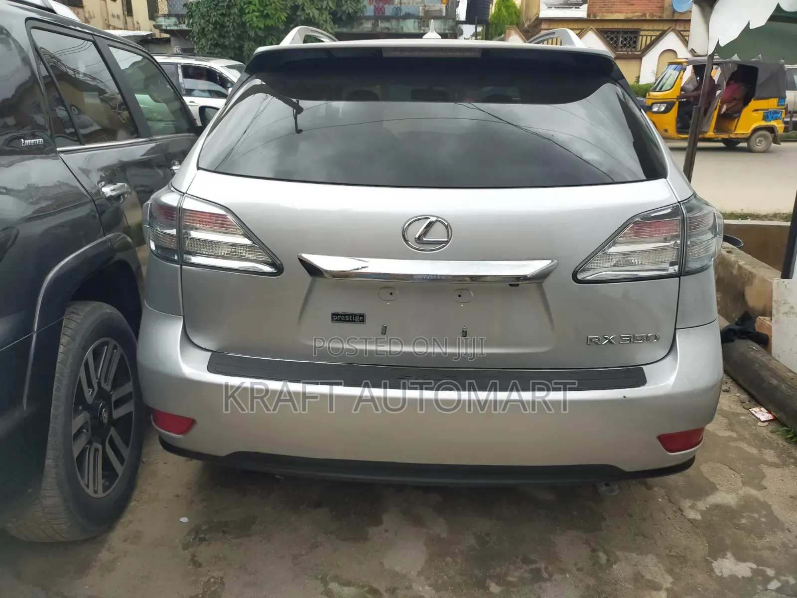 Lexus RX 2011 Silver
