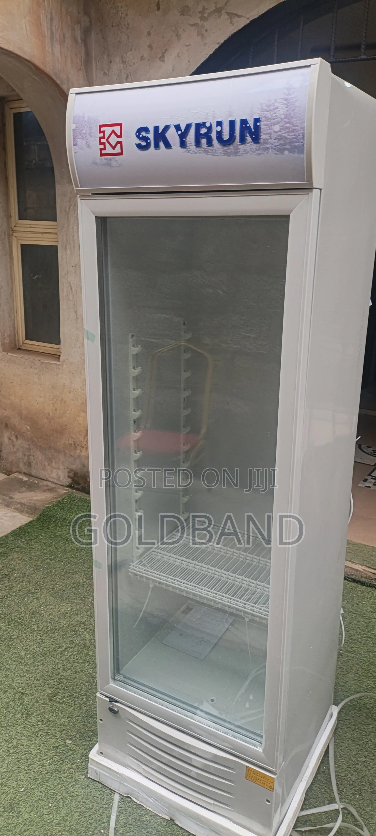 Skyrun 228L Upright Chiller – Fresh Storage Solution