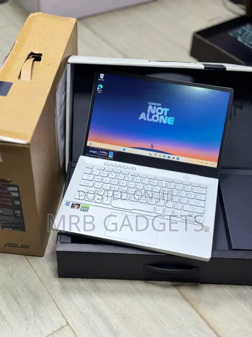 Laptop Asus ROG Zephyrus G14 16GB AMD Ryzen 7 SSD 512GB