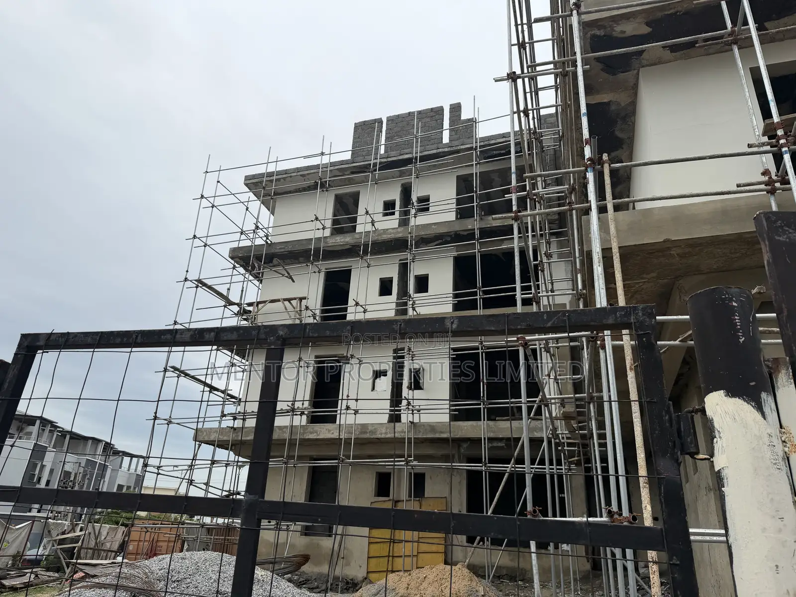 Newly Build 3 Bedroom Flat With 1 Room Bq Attached