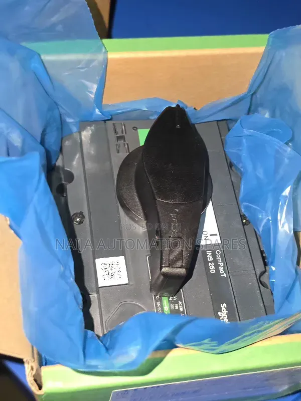 31107 | Schneider ComPact INS250 4-Poles 250A Switch Disconnector