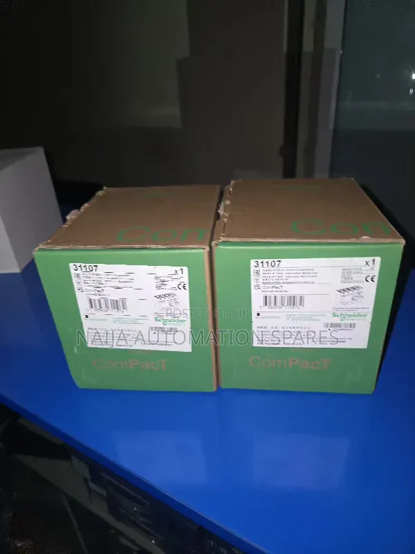 31107 | Schneider ComPact INS250 4-Poles 250A Switch Disconnector