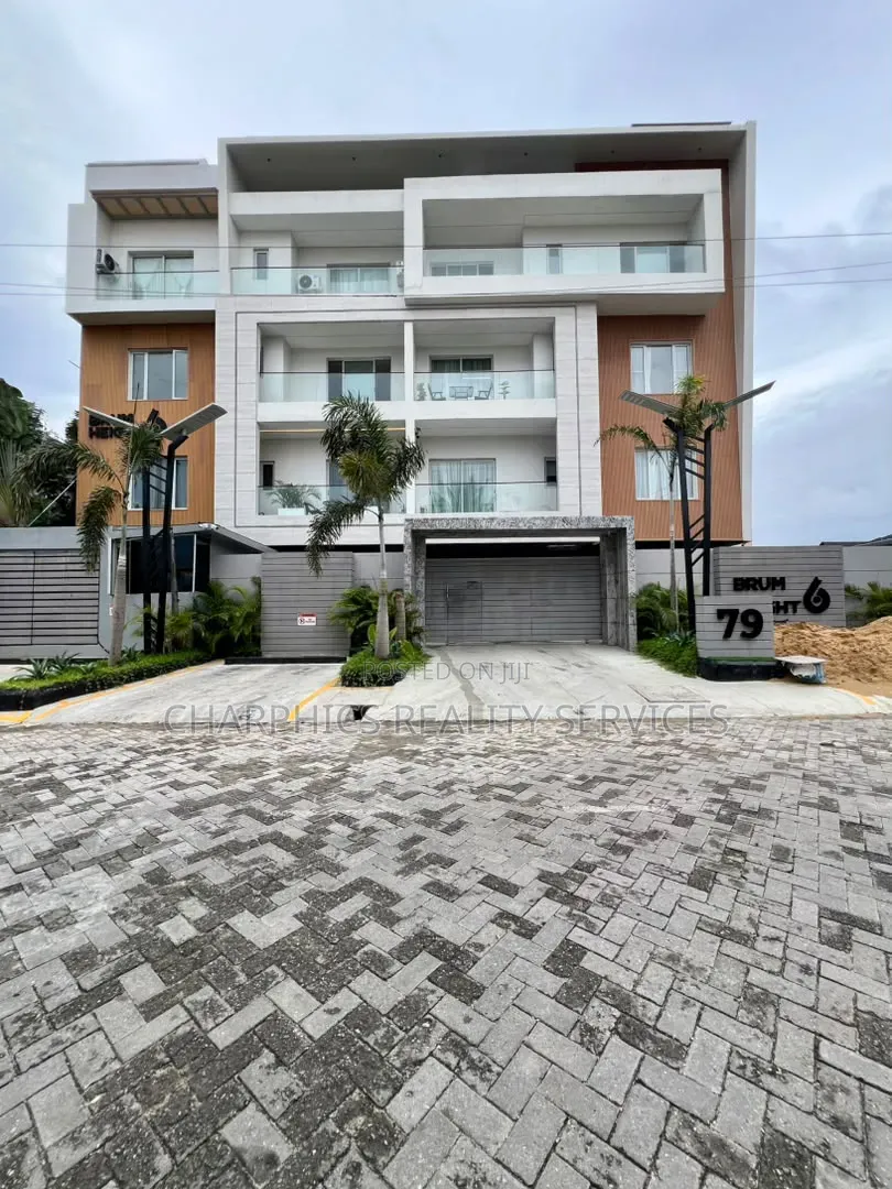 2bdrm Apartment in Lekki Phase 1 for sale