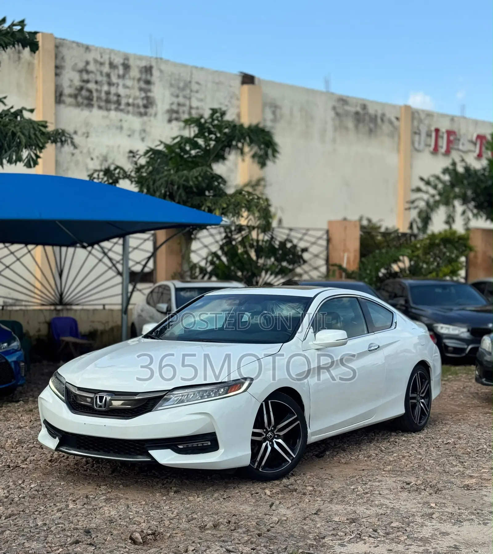 Honda Accord Touring V6 2dr Coupe FWD (3.5L 6cyl 6A) 2017 White