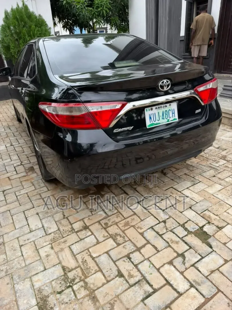 Toyota Camry SE 4dr Sedan (2.5L 4cyl 6A) 2015 Black