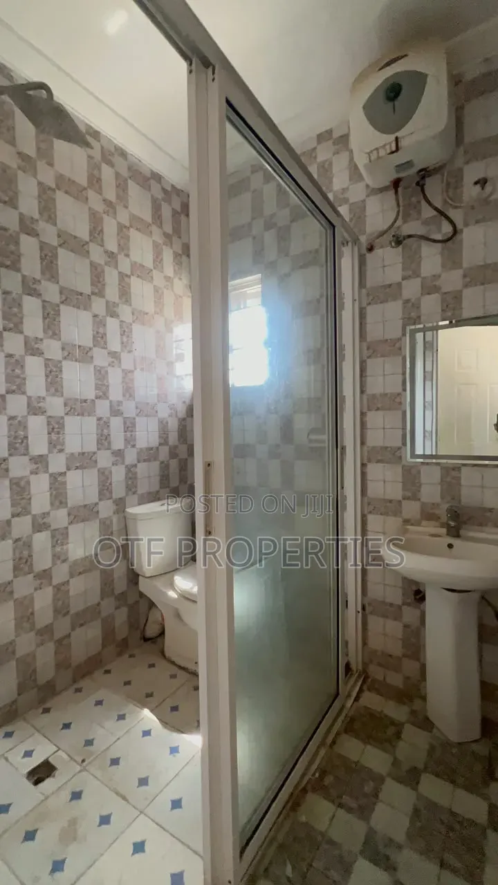 2bdrm Apartment in Katampe for sale