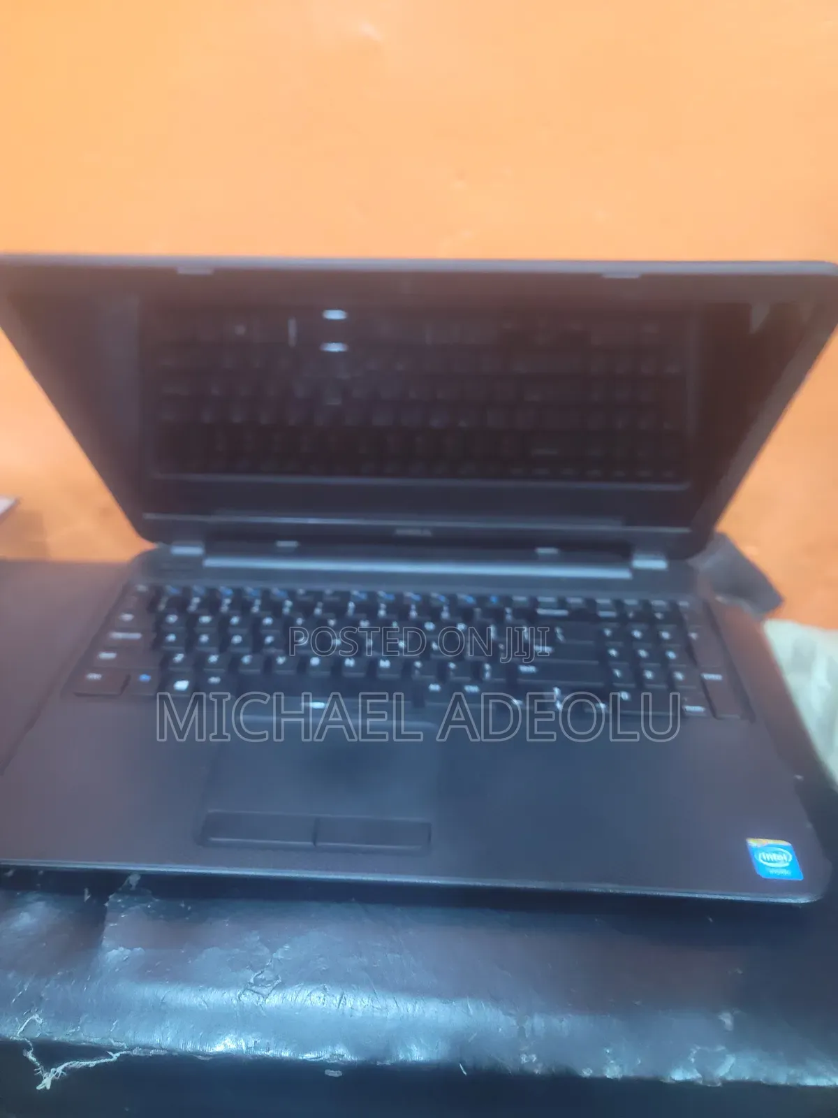 Laptop Dell Inspiron 15 3531 4GB Intel Pentium HDD 250GB