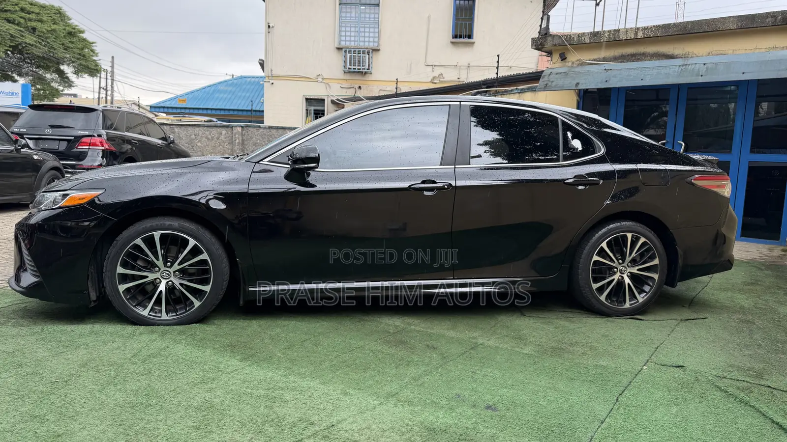 Toyota Camry SE (2.5L 4cyl 8A) 2019 Black