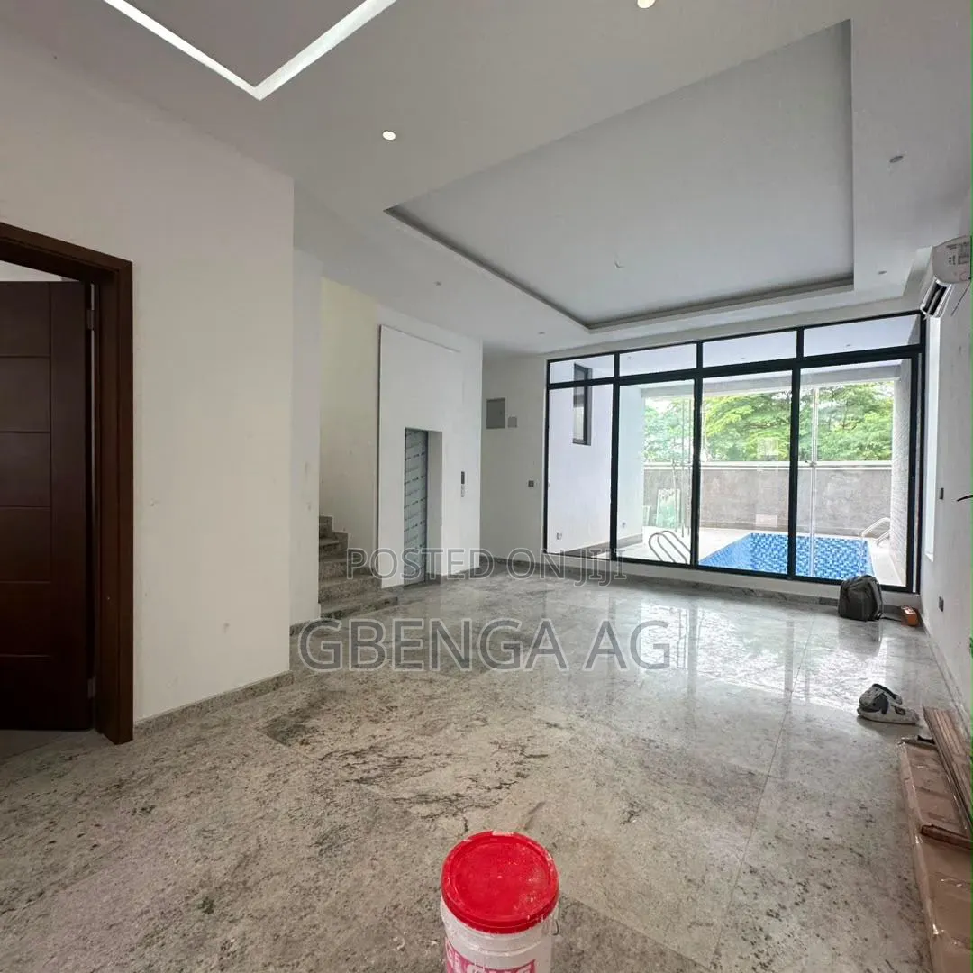 Furnished 6bdrm Duplex in Ikoyi for sale