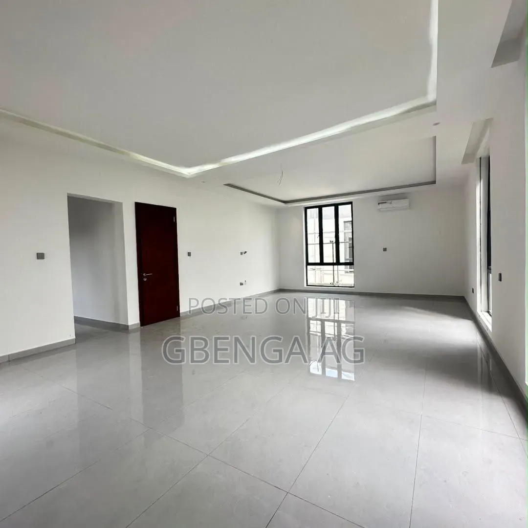 Furnished 6bdrm Duplex in Ikoyi for sale