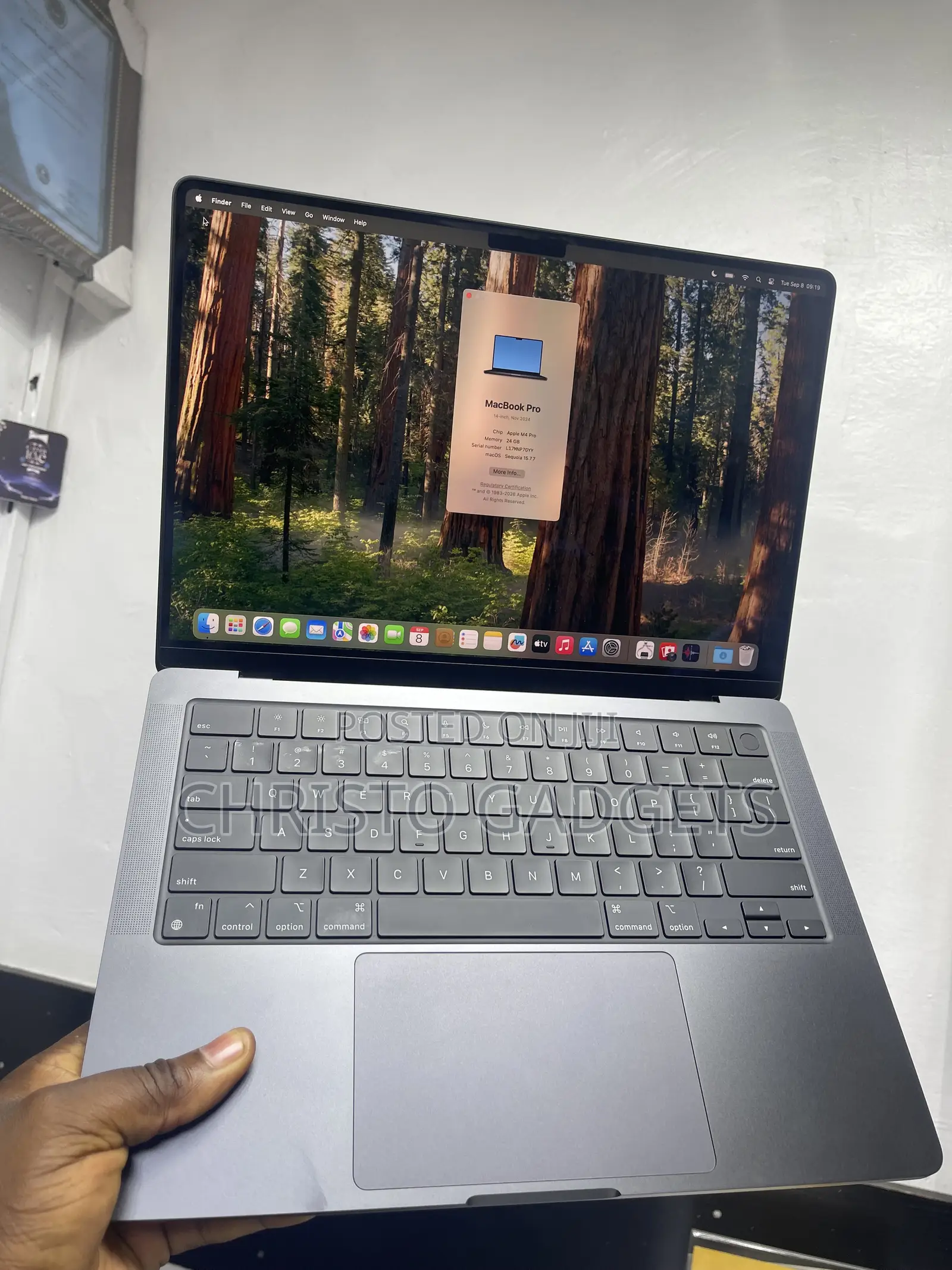 Laptop Apple MacBook Pro 2024 M4 24GB Apple M4 Pro SSD 512GB