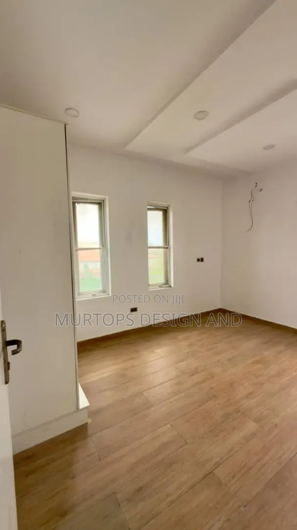 3bdrm Duplex in Lekki Phase 2 for rent