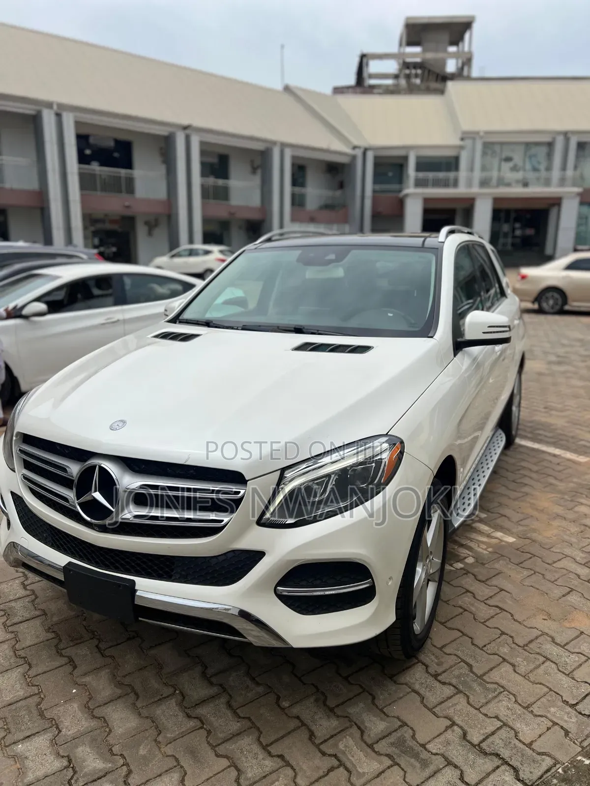 Mercedes-Benz GLE-Class GLE 320 4MATIC 2017 White