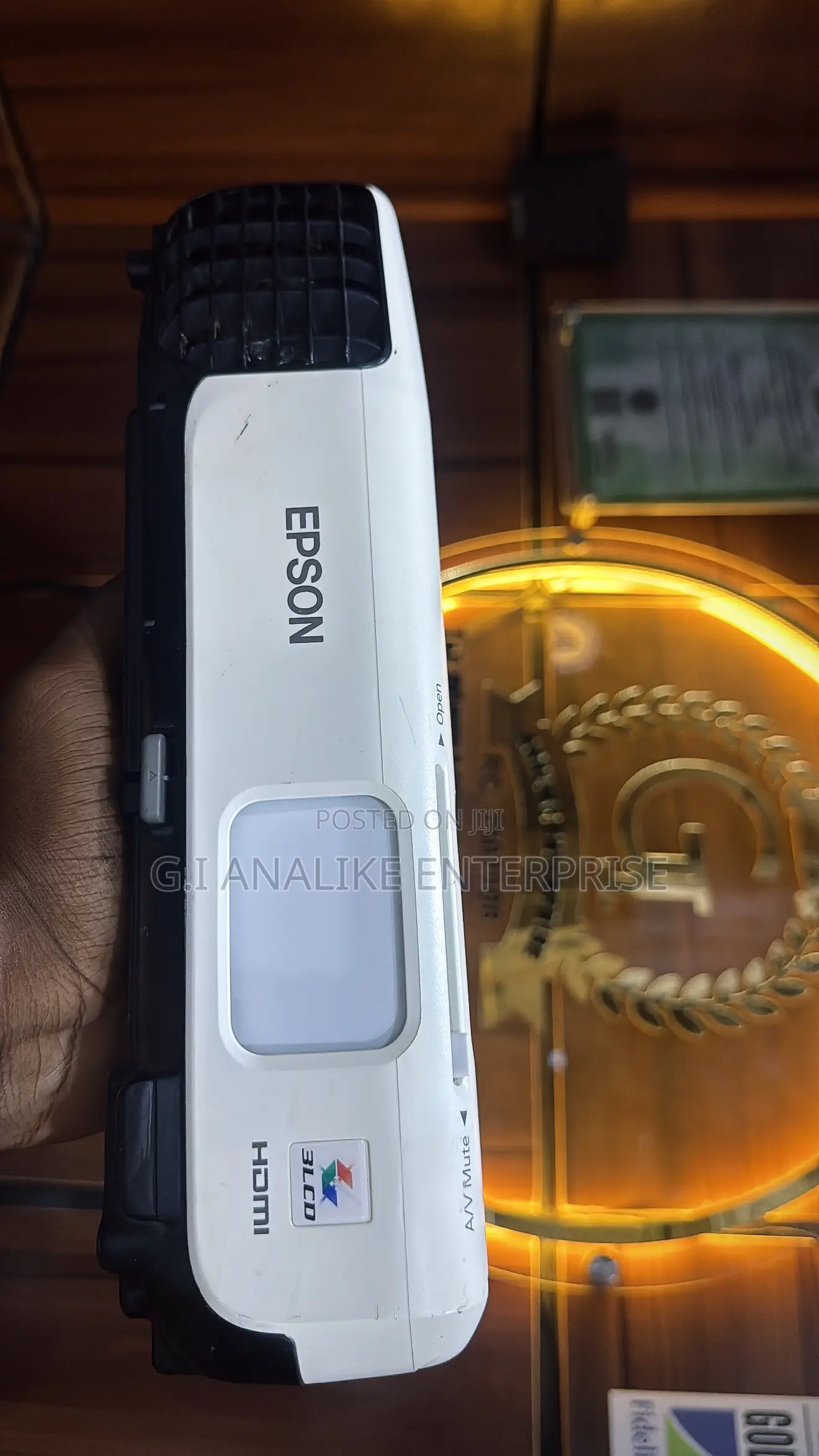 UK USED Epson VS230, a Portable SVGA 3LCD Business Projector