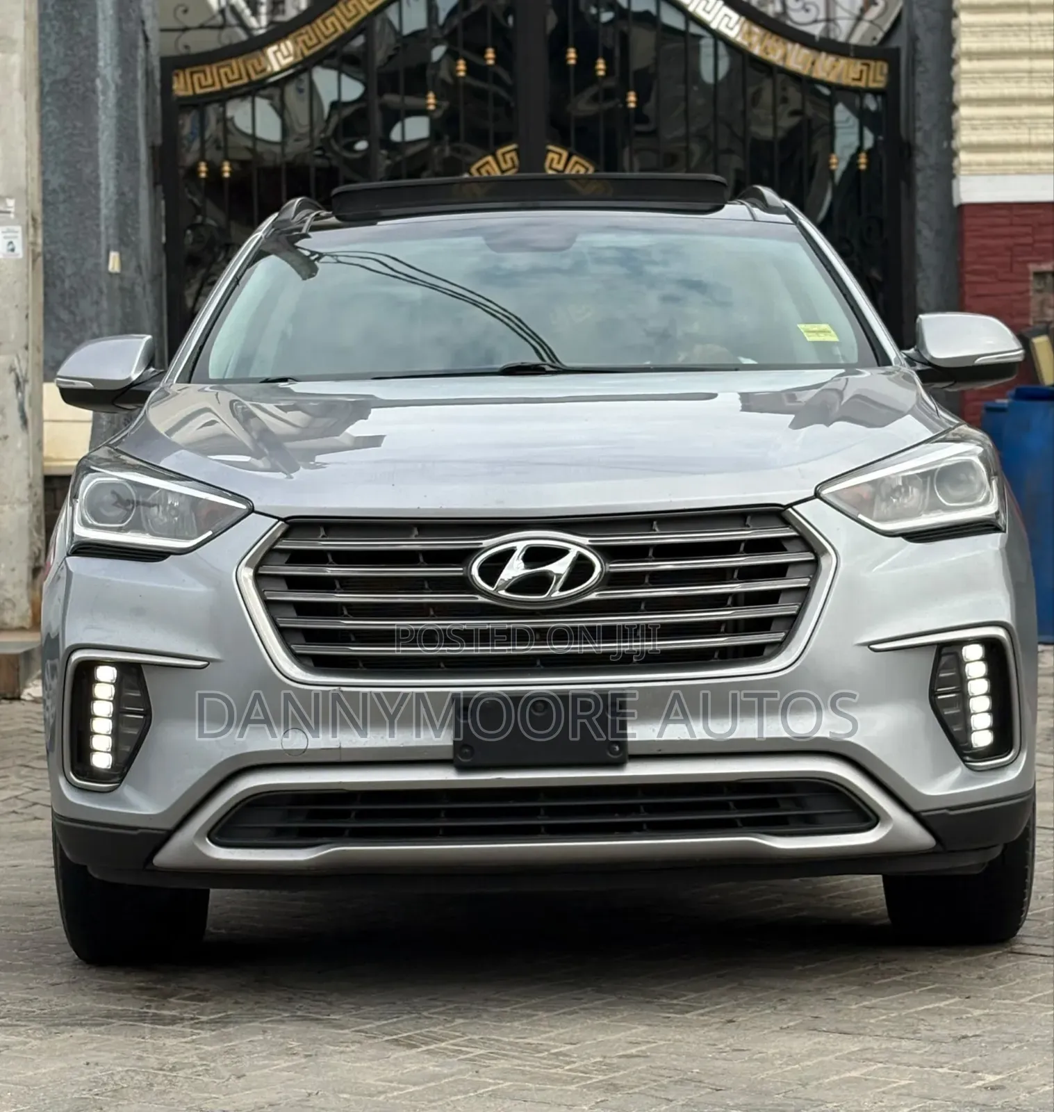 Hyundai Santa Fe Limited Ultimate AWD 2017 Silver