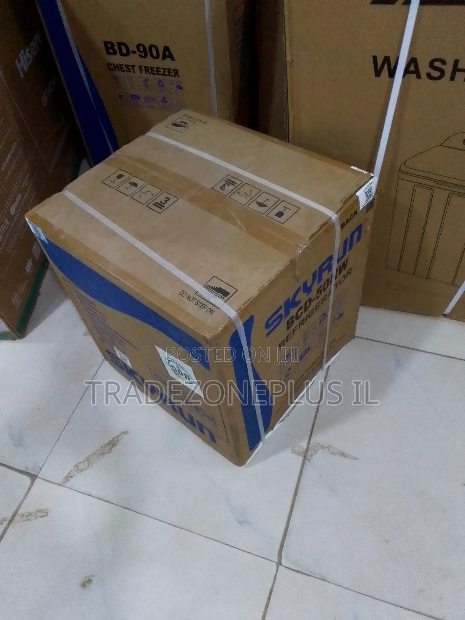 Brand New Skyrun 50L Bedside Fridge BCD-50HW
