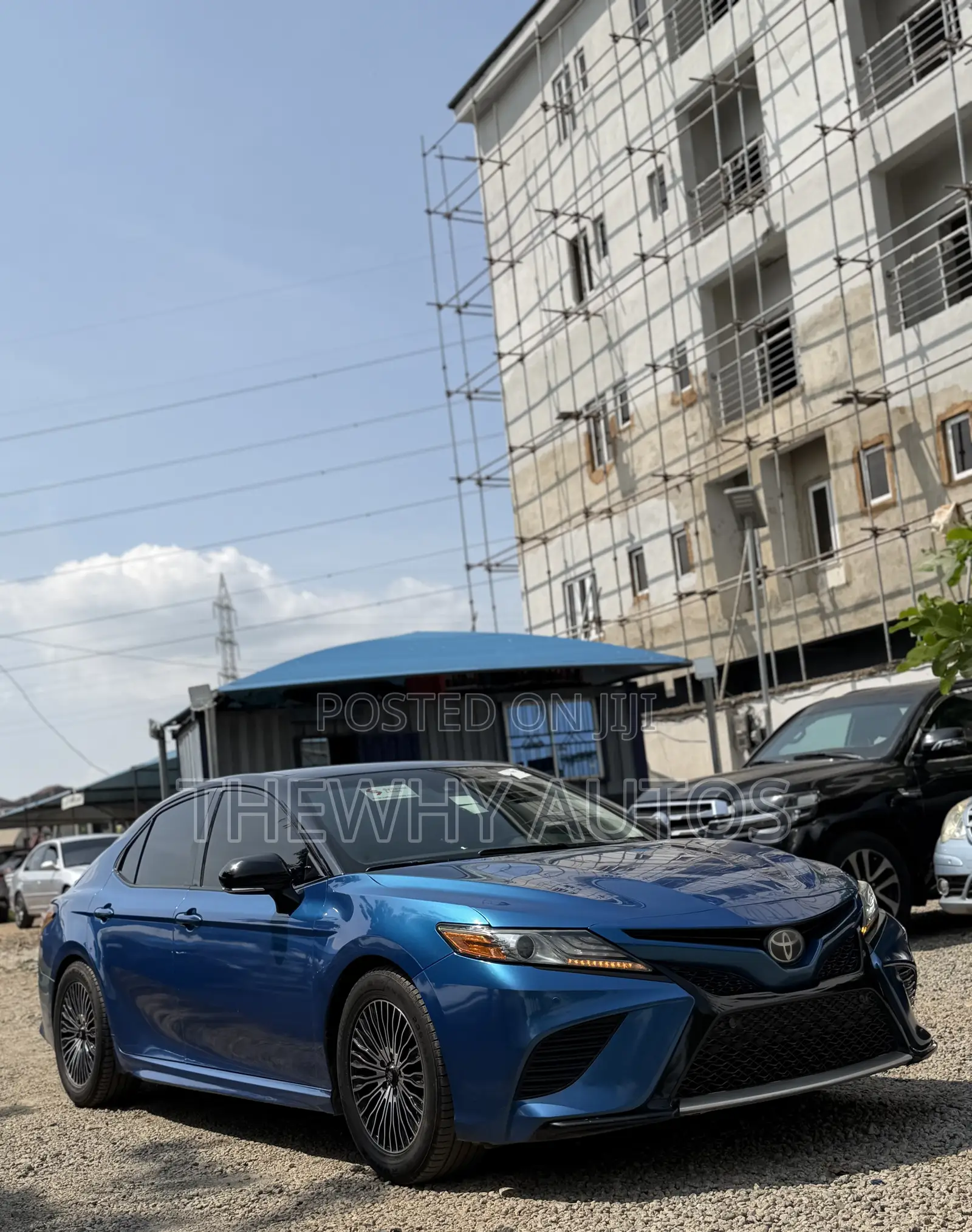 Toyota Camry SE FWD (2.5L 4cyl 8AM) 2018 Blue