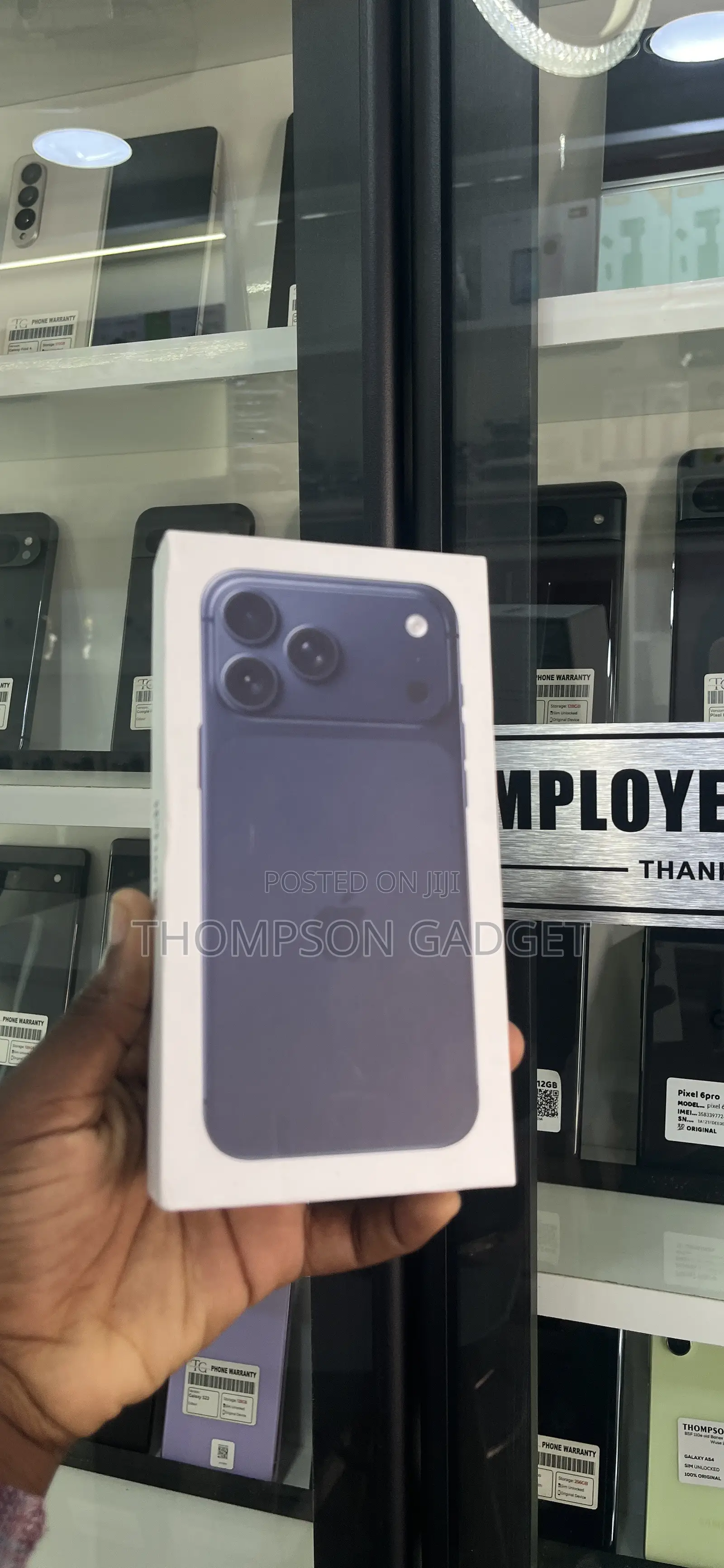 New Apple iPhone 17 Pro Max 256 GB Blue
