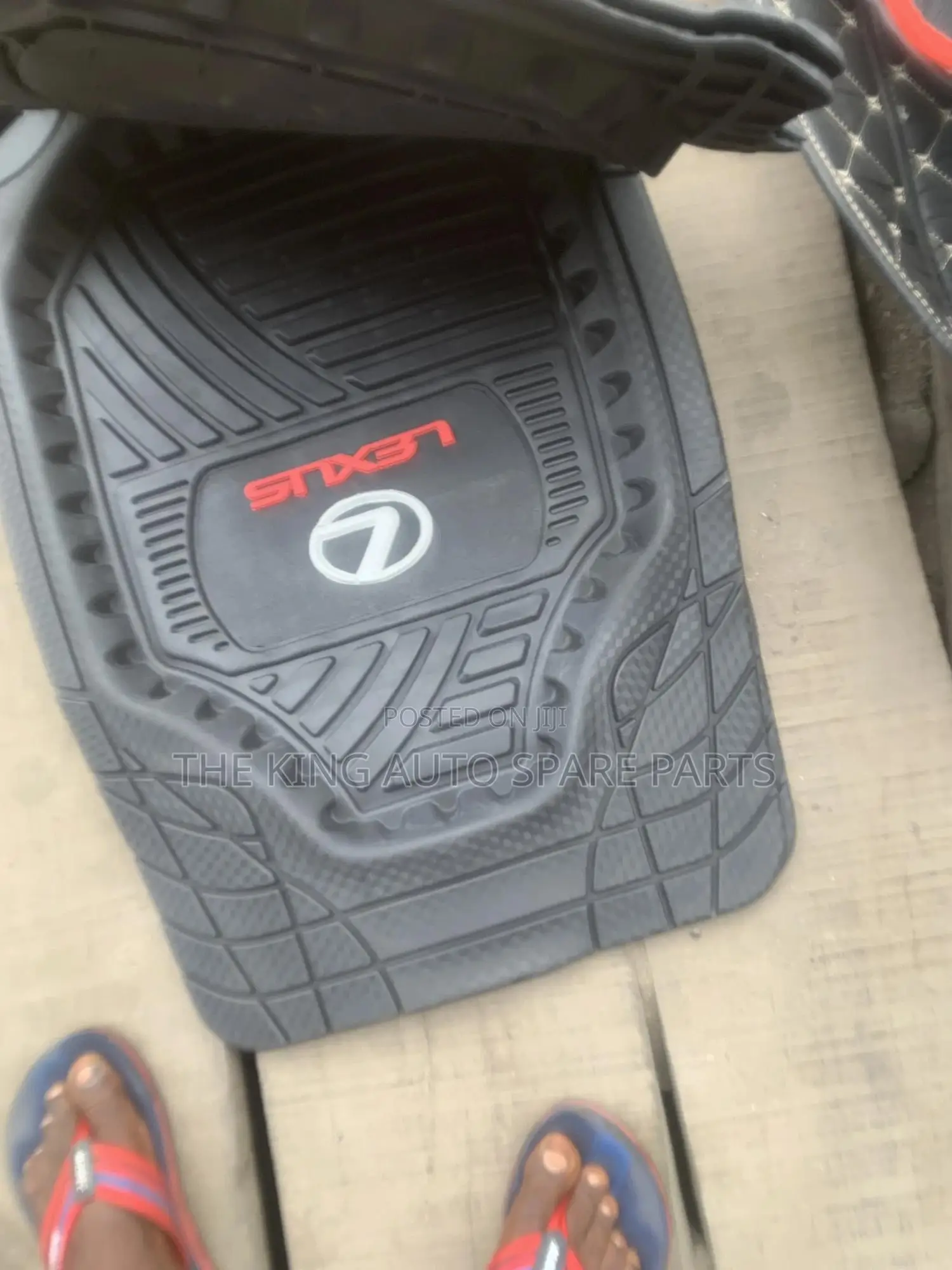 Lexus Es 350 Front Mat 2010 Model