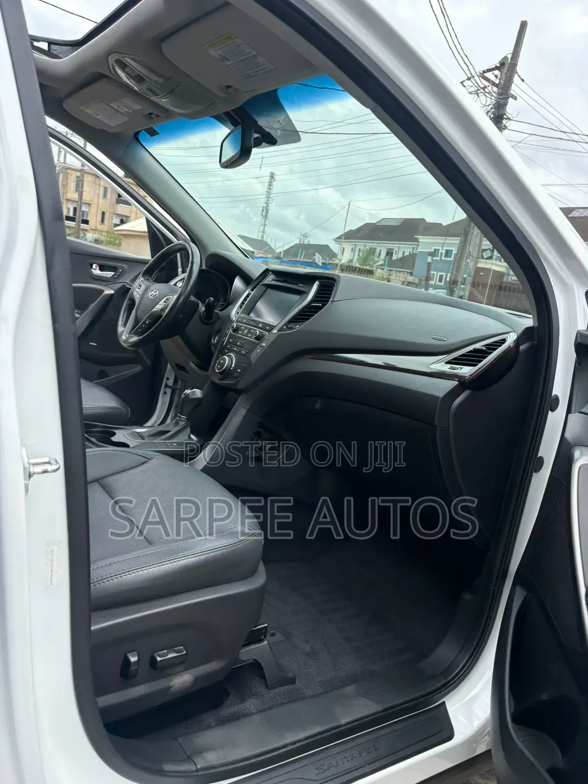 Hyundai Santa Fe SE AWD 2017 White