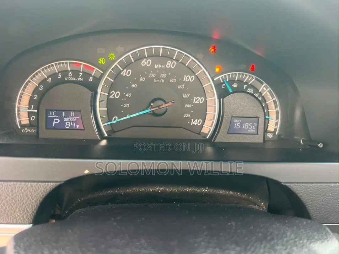 Toyota Camry SE 4dr Sedan (3.5L 6cyl 6A) 2014 Black