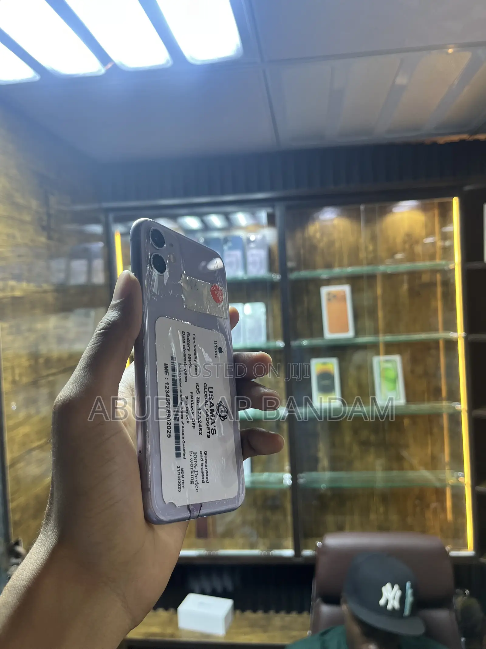 New Apple iPhone 11 128 GB Purple
