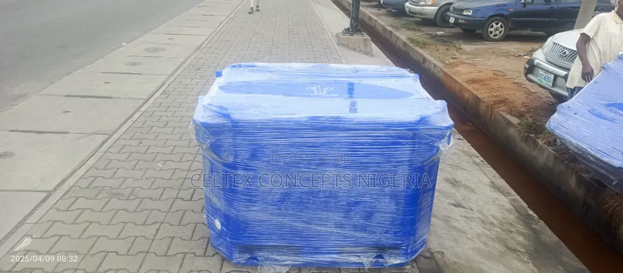 660 Litres Chiller Supplies