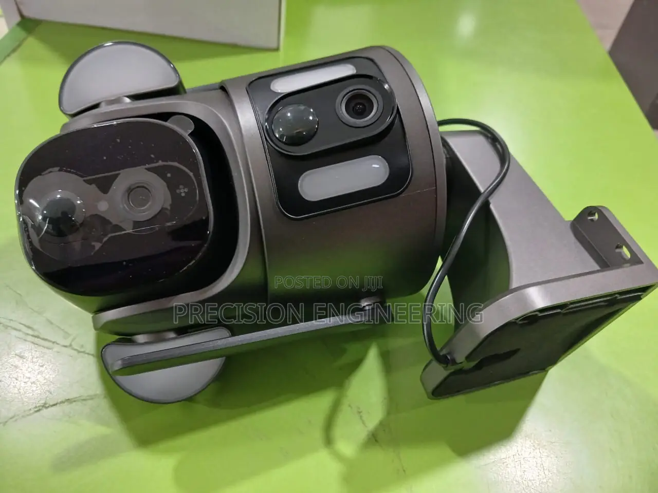 Ubox 4G Solar Dual Lens CCTV Security Camera (H32u-G-Eu)