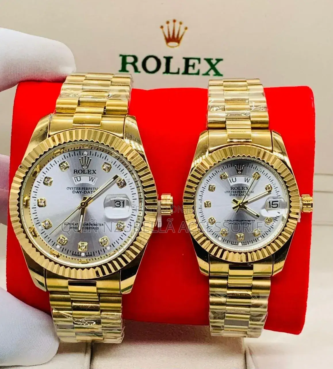 Luxury -Style Gold Unisex Wristwatch