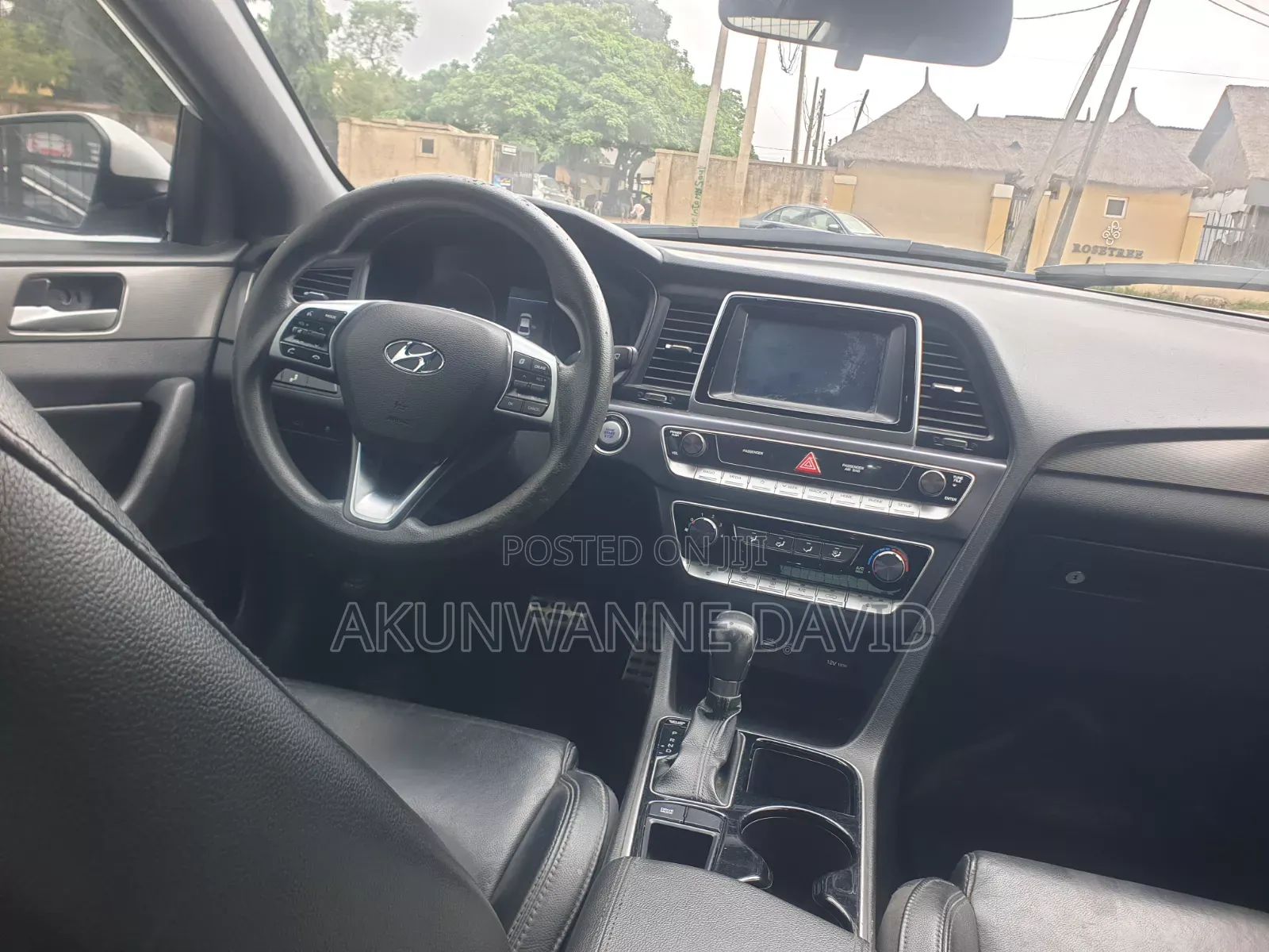 Hyundai Elantra 2018 White