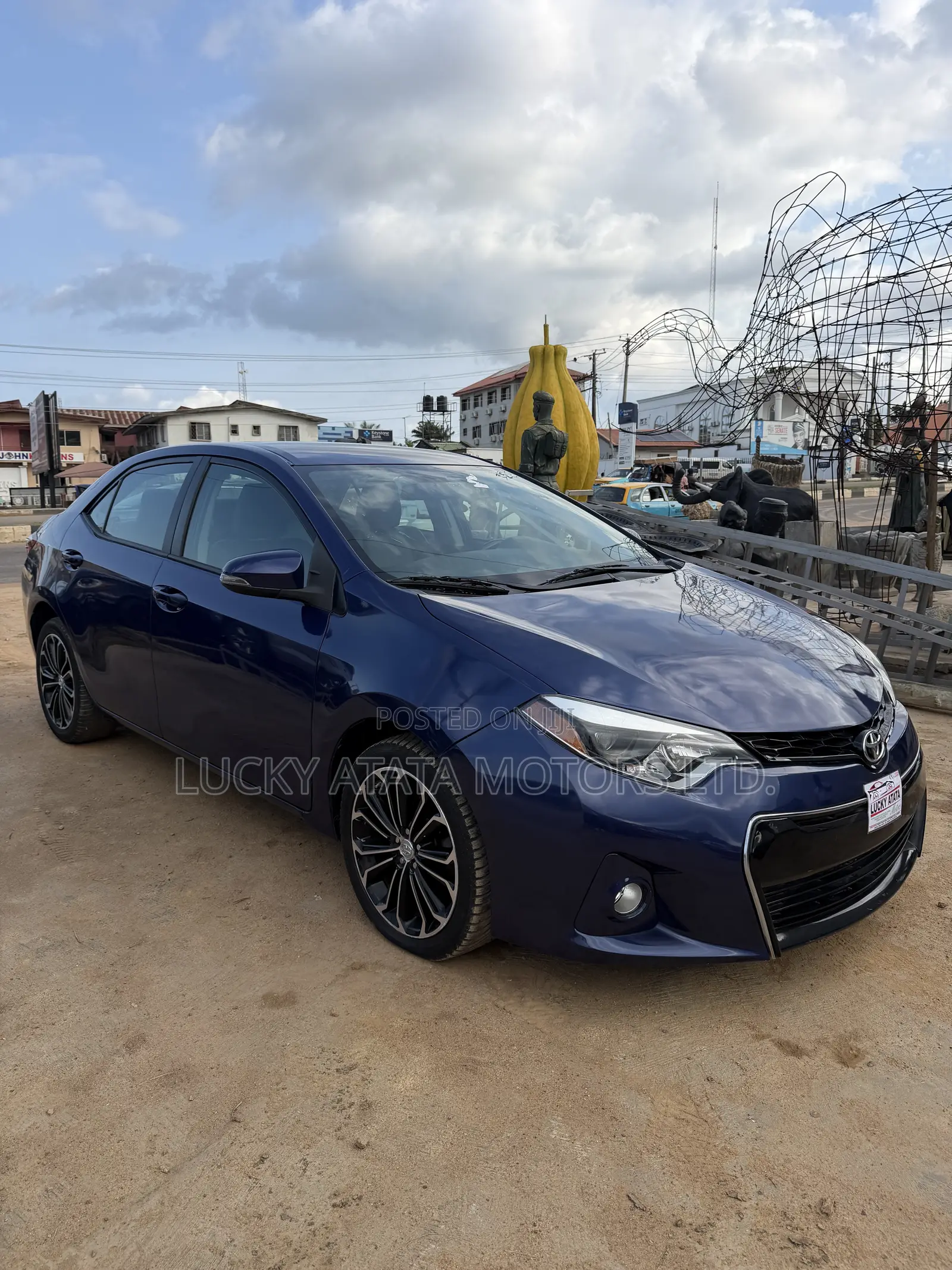 Toyota Corolla 2015 Blue