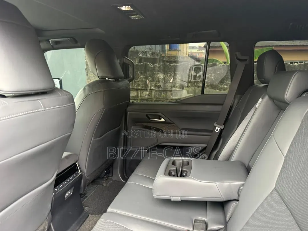 Lexus GX 2024 Gray