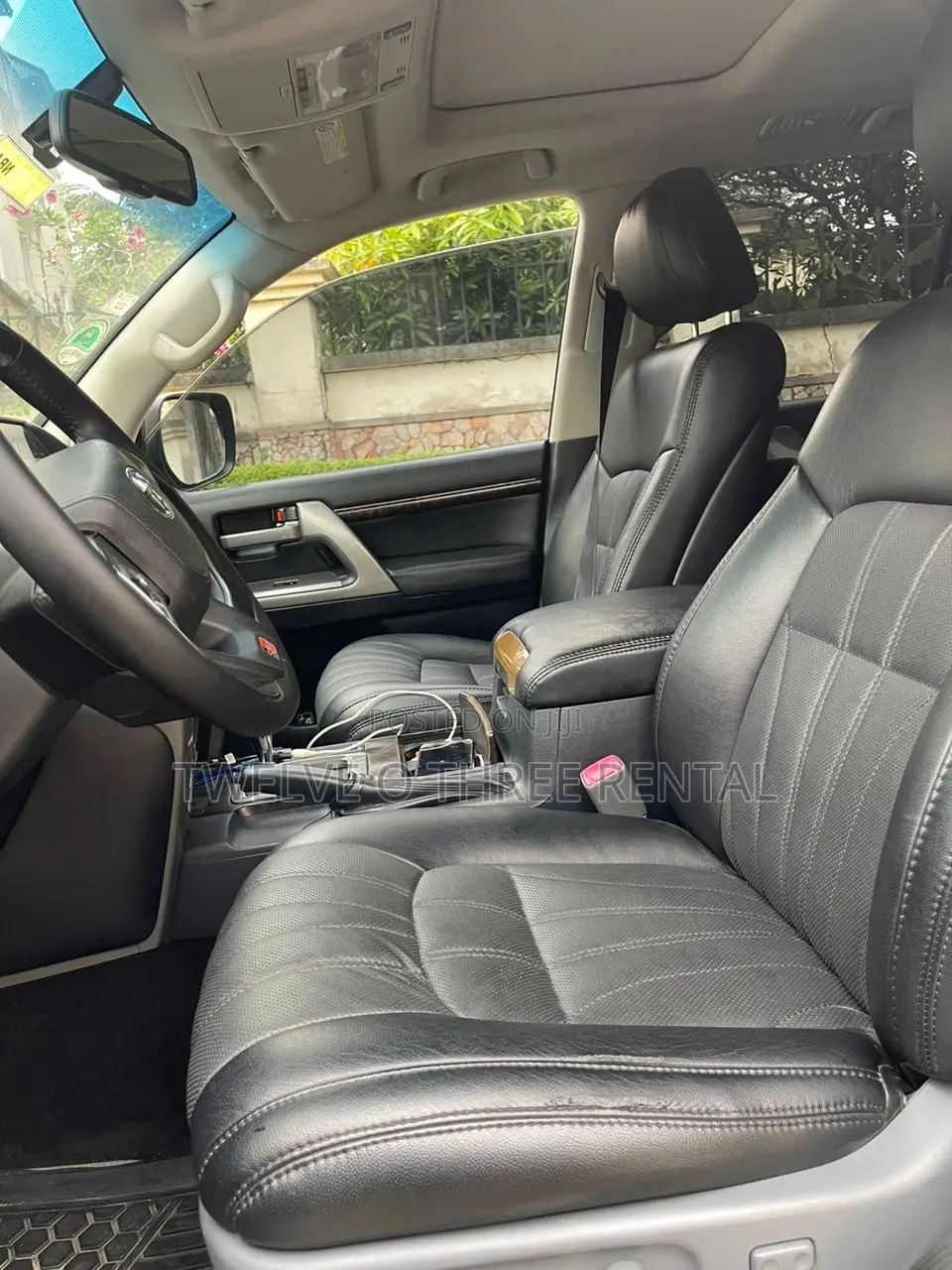 Toyota Land Cruiser Now Available for Hire