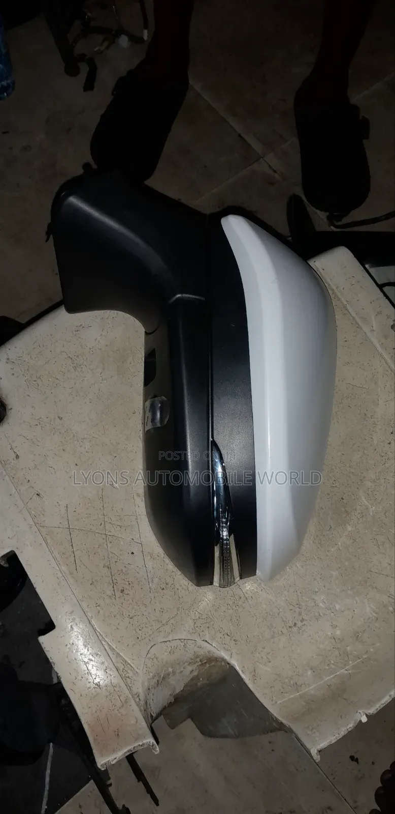 Toyota Venza Side Mirror Left 2020