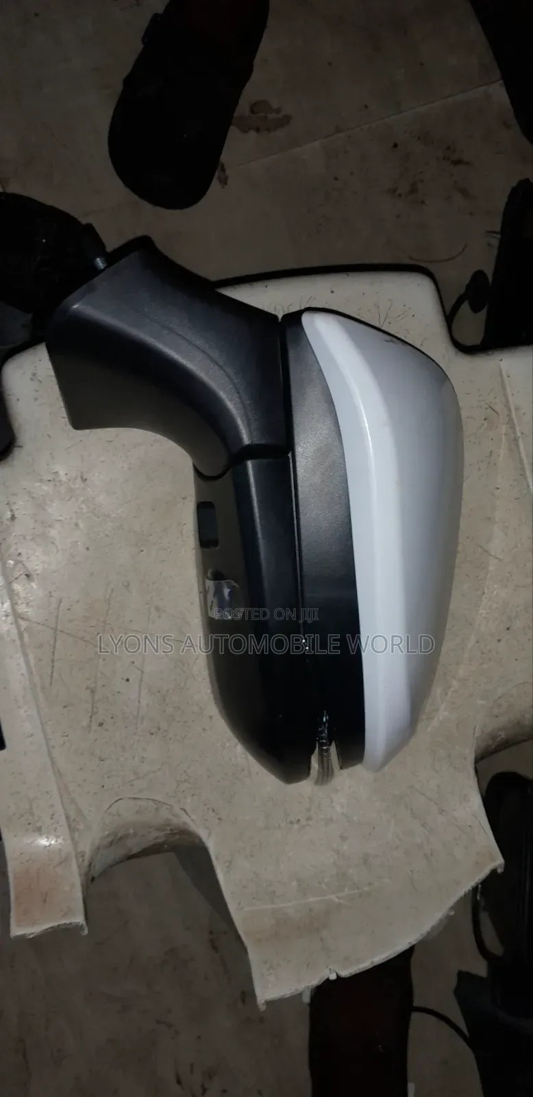 Toyota Venza Side Mirror Left 2020