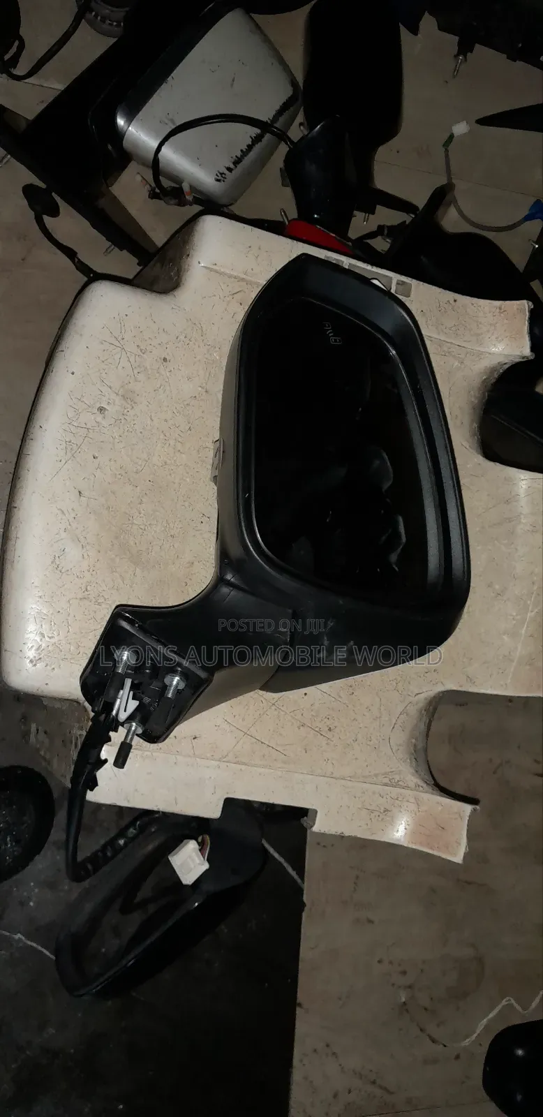 Toyota Venza Side Mirror Left 2020